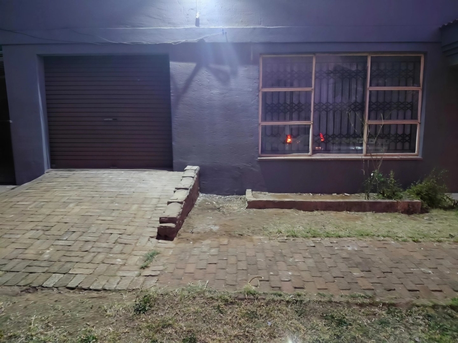 To Let 2 Bedroom Property for Rent in Vaalpark Free State